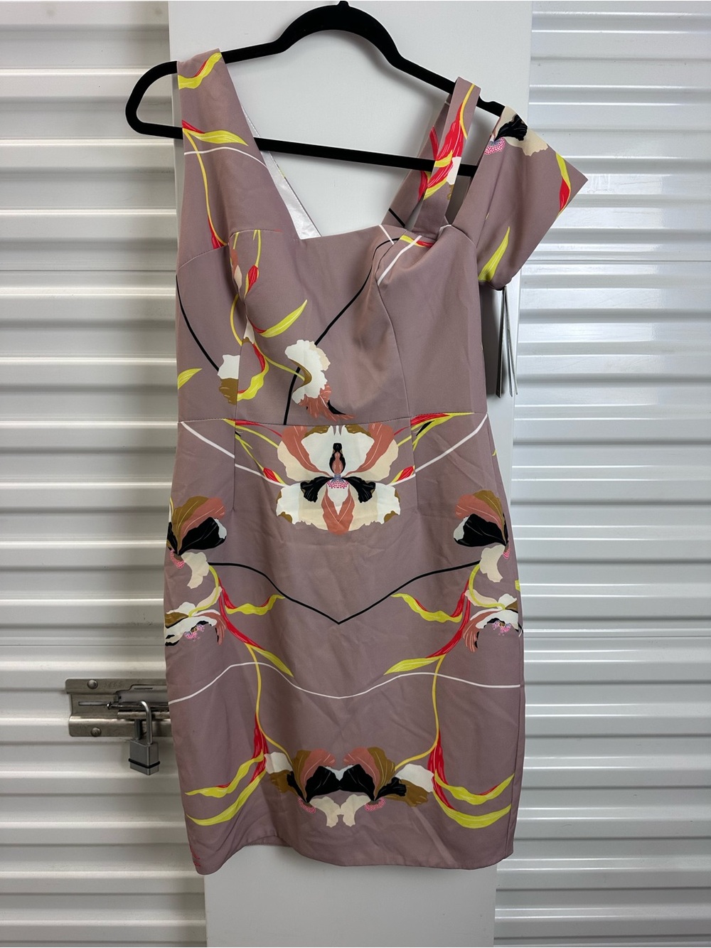 SHILLA Floral Print Mauve Sheath Dress